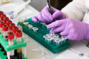 Read more about the article عروض مختبرات بالرياض: دليلك الشامل لصحة أفضل في العاصمة