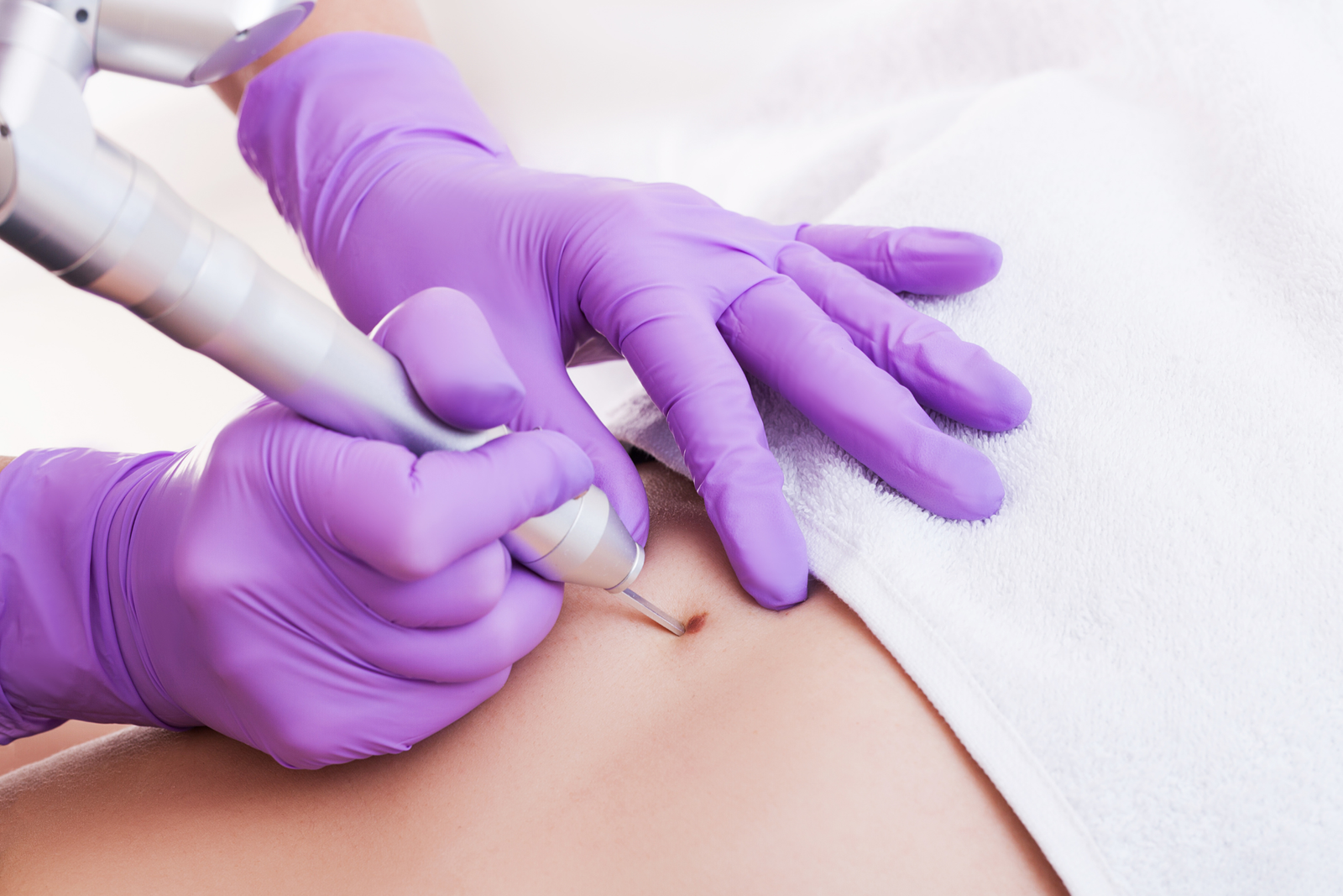 Read more about the article طبيبة تجميل نسائي بالرياض – دليل متكامل للمشاكل والحلول في مجمع العوالي الطبي