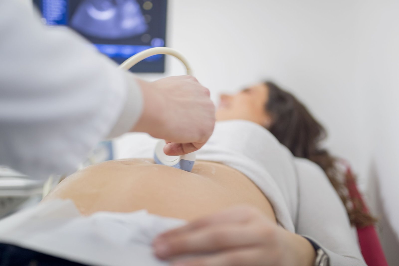 Read more about the article نصائح للحمل الصحي من أفضل دكتورة نساء وولادة بالرياض – دليل العناية بالأم والجنين من مجمع العوالي الطبي