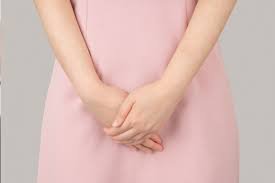 You are currently viewing التجميل النسائي بعد الولادة: الفوائد والمخاطر